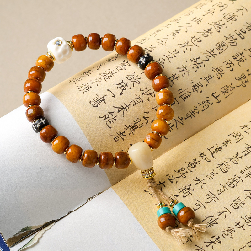 Bracciale in stile etnico con  - Ethnic Fashion Way recensione e prezzo